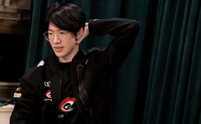 赛中一直是 赛中一直是