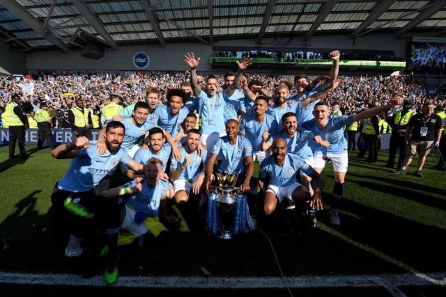 在牌桌上 在牌桌上